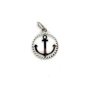 NEW, NEVER WORN!! Stunning Tiffany & Co. Anchor Necklace